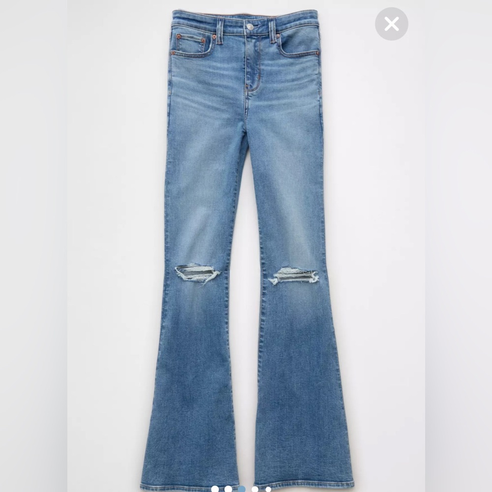 AMERICAN EAGLE RIPPED SUPER HIGH WAISTED FLARE JEANS 14